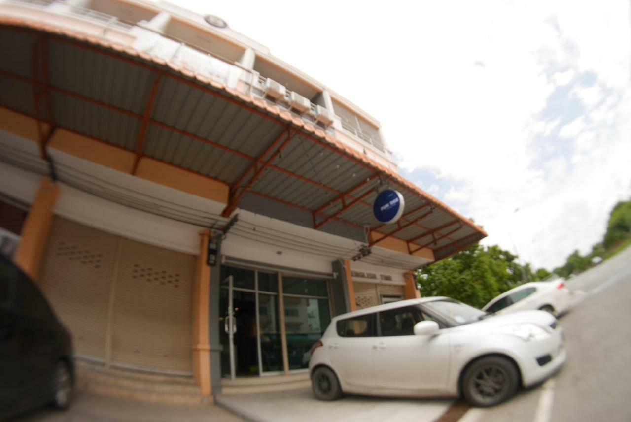Fun Dee Hostel Ayutthaya Dış mekan fotoğraf