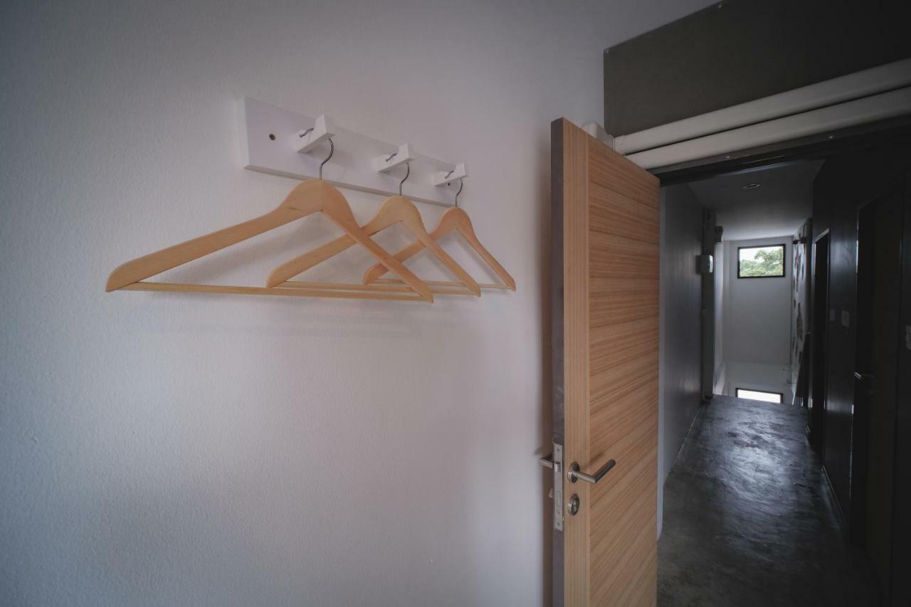 Fun Dee Hostel Ayutthaya Dış mekan fotoğraf