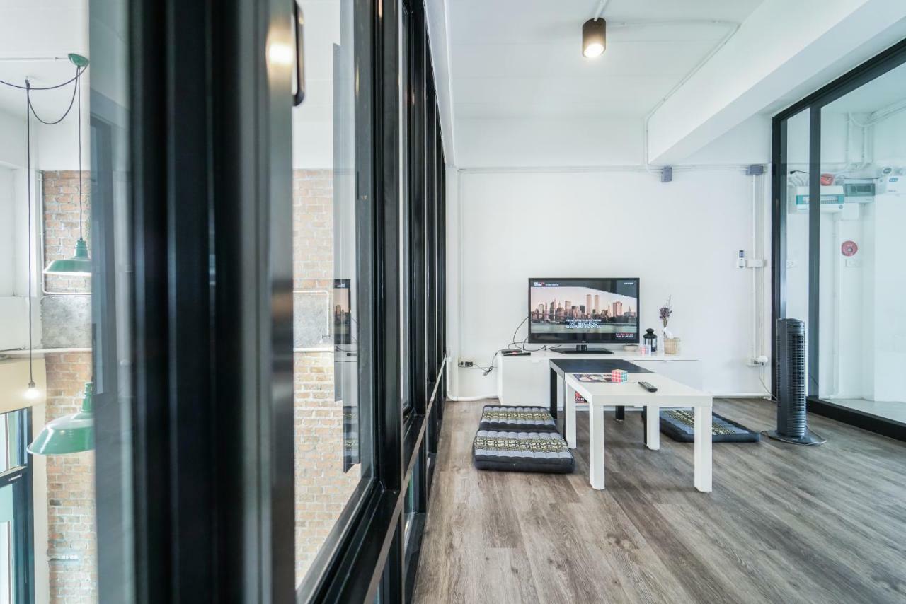 Fun Dee Hostel Ayutthaya Dış mekan fotoğraf